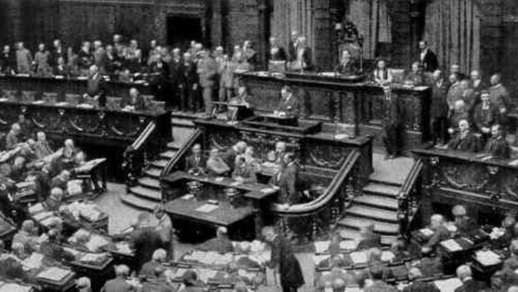 Constitució de Weimar el 1920