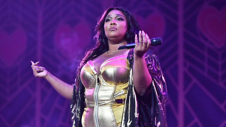 Melissa Viviane Jefferson (Detroit, 31 anys), més coneguda com Lizzo, reclama la diversitat corporal davant dels focus