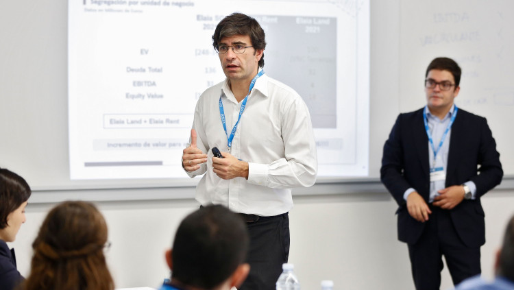 L'inversor i gendre de Juan Roig, Roberto Centeno, és un dels directius d'Atitlan Capital, que s'ha adjudicat el 40% dels terrenys del PAI annex al circuit de la Formula 1, el triangle urbanístic d'or de València| EL TEMPS