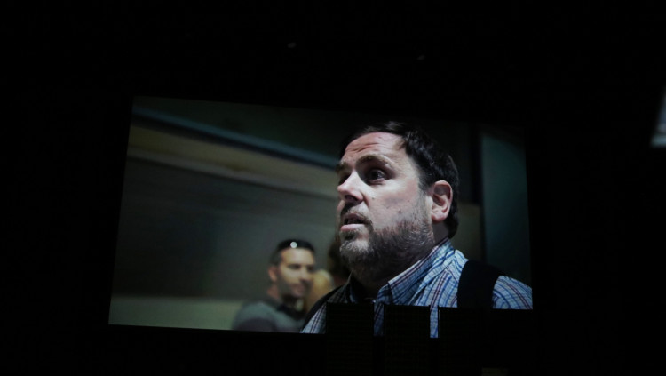 Oriol Junqueras reflectit en un vídeo projectat en el Congrés d'Esquerra Republicana del 21 de desembre. Agència Catalana de Notícies