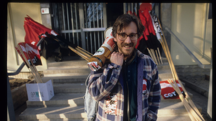 Un militant de la CGT, Enrique Chillida, que va fer vaga general el 1994 contra el govern del PSOE. Arxiu EL TEMPS