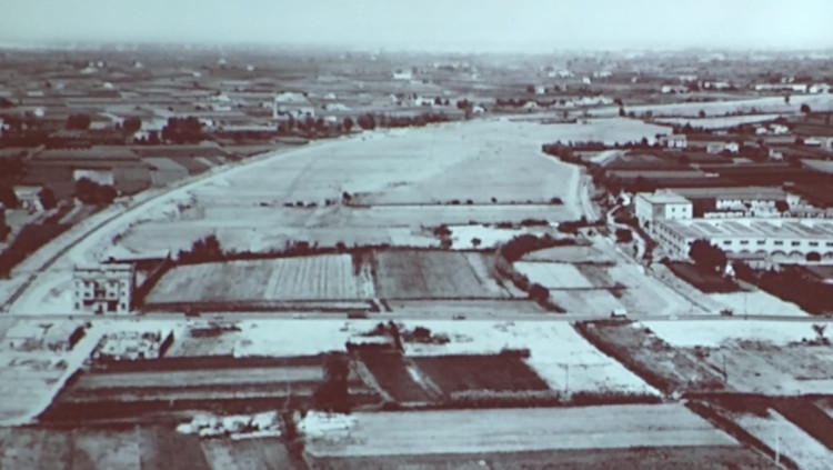 Imatge dels camps abans de la construcció del Pla Sud| EL TEMPS