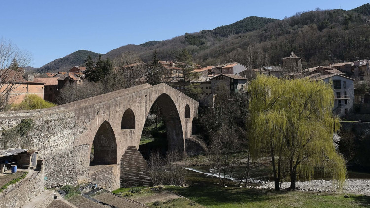 Pont nou de Camprodon. Maria Geli / Pilar Planagumà / Arxiu imatges PTCBG