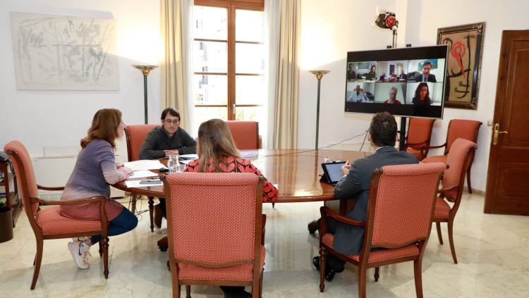 Francina Armegol presideix una reunió telemàtica del Govern de les Illes Balears. Europa Press
