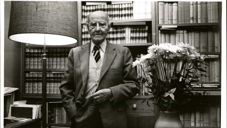 J. V. Foix