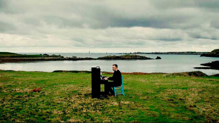 Yann Tiersen Ouessant. Richard Dumas