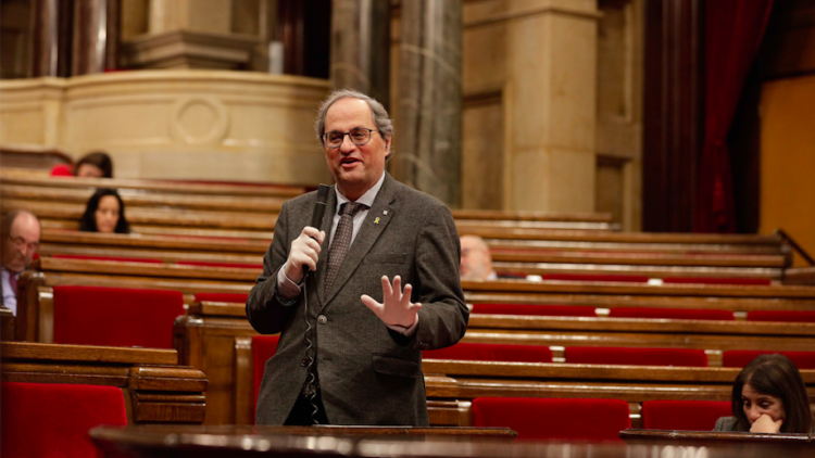 Torra en un moment d'un ple d'aprovació de pressupostos excepcional per la crisi del coronavirus. Parlament de Catalunya