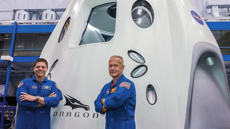 Els astronautes Bob Behnken i Doug Harley. Der Spiegel