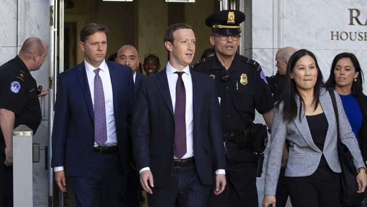 Mark Zuckerberg a l'eixida d'un jutjat. Europa Press