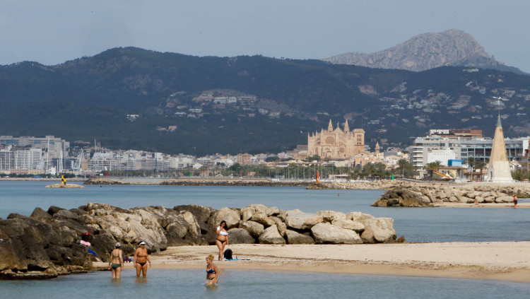 Platja de Palma el primer dia de la fase 2. Europa Press