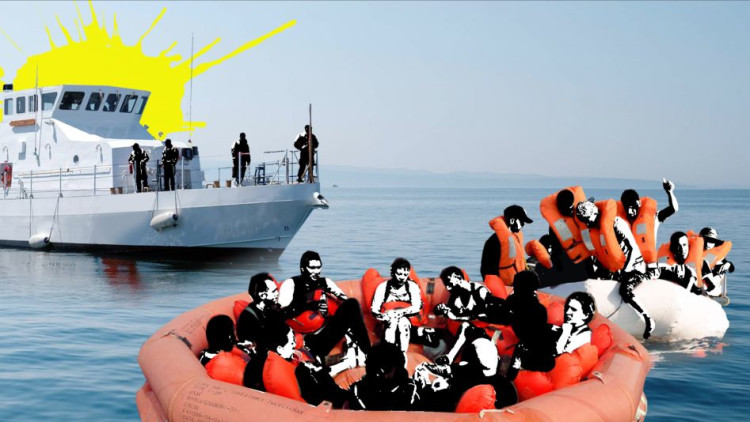 Refugiats al mar Egeu naveguen en barses mentre són vigilats per la Guàrdia Marítima. Der Spiegel