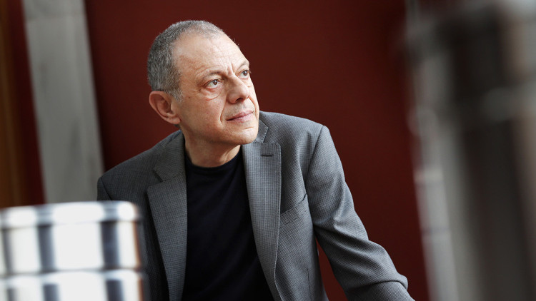 Lluís Pasqual va tocar poder amb 25 anys i no l'ha deixat fins als 67 (per ara). Jordi Play - Arxiu EL TEMPS