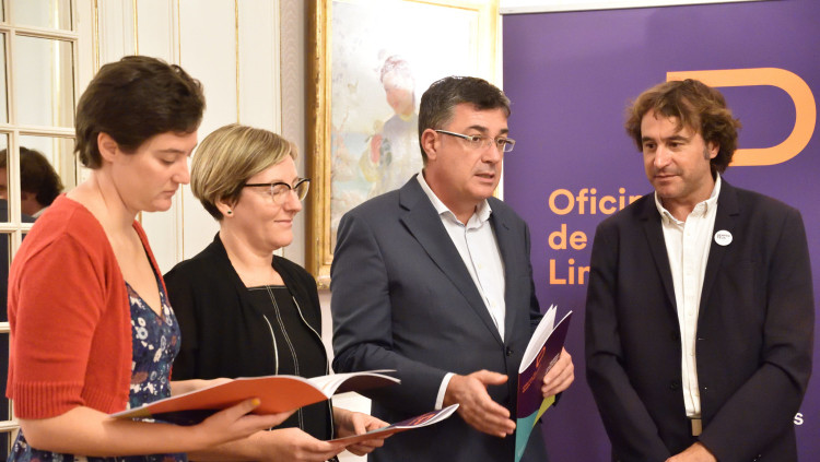 Acte de presentació a les Corts Valencianes de la primera memòria de l'oficina| Corts Valencianes