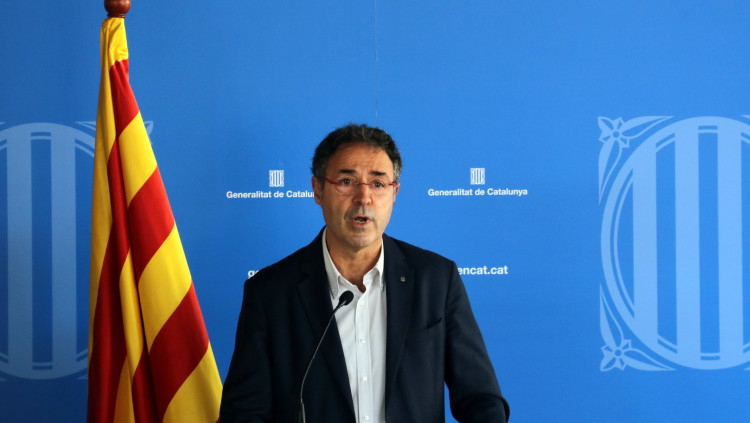 Pla mitjà frontal del secretari de Mesures Penals, Amand Calderó, durant la roda de premsa. Agència Catalana de Notícies