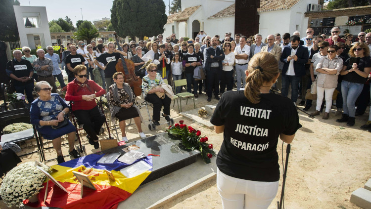 Exhumació d'una fossa a Paterna. Europa Press
