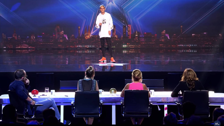 Un concursant de Got Talent davant del jurat (fotograma Telecinco)
