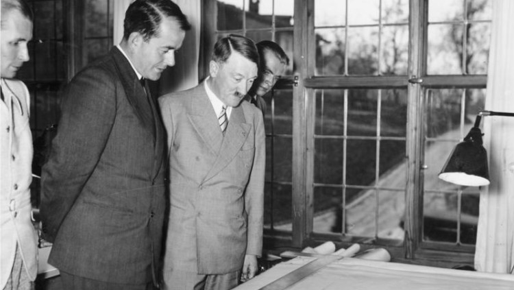 Albert Speer, al costat d'Adolf Hitler