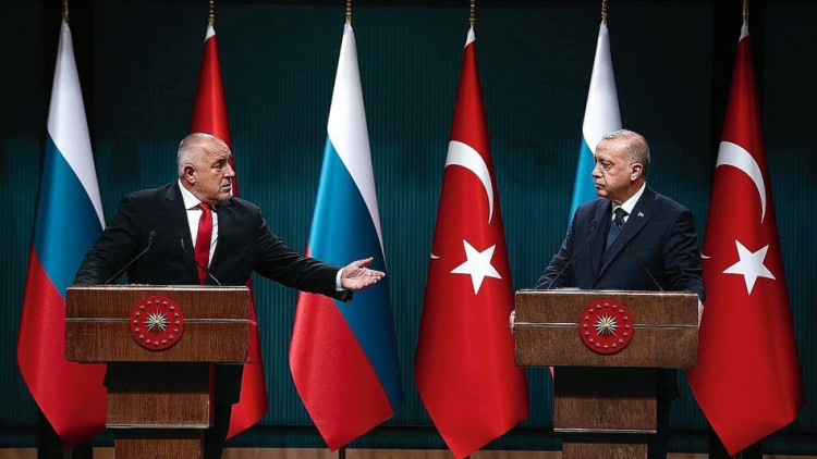 Borrísov, primer ministre de Bulgària, i Erdogan, president de Turquia. Der Spiegel