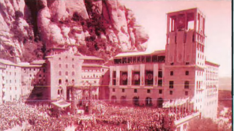 Festa d'entronització de la Mare de Déu de Montserrat, l'any 1947. Inici del redreçament.