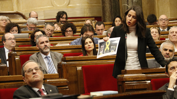 Inés Arrimadas discuteix amb el president Torra al Parlament. Agència Catalana de Notícies