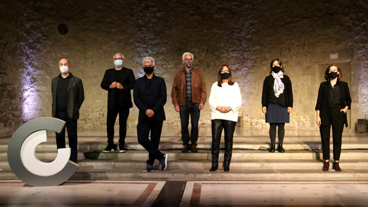 Fotografia de família dels guardonats amb els Premis Nacionals de Cultura 2020. Agència Catalana de Notícies
