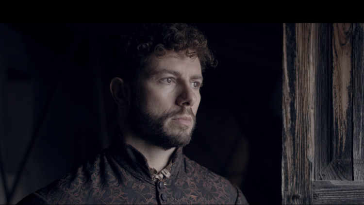 Raúl Navarro interpreta un més que convincent Marlowe.