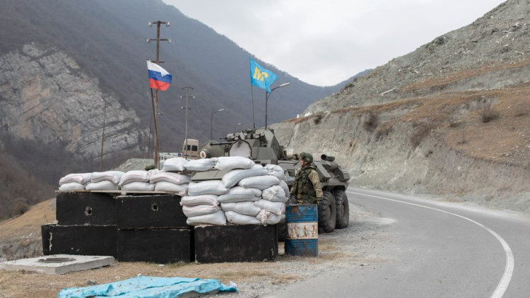 Soldats "pacificadors" a l'Alt Karabakh. Der Spiegel