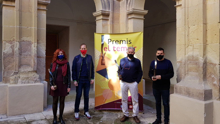 Imatge dels guardonats dels VIII Premis El Tempir. El Tempir