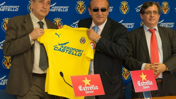 Fernando Roig, president del Vila-real CF, i l'aleshores president de la Diputació de Castelló, Carlos Fabra| Arxiu EL TEMPS