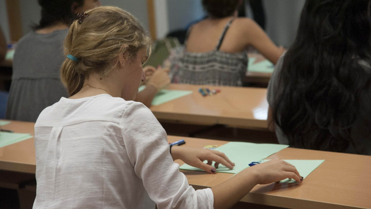 Examen a la UIB. Europa Press